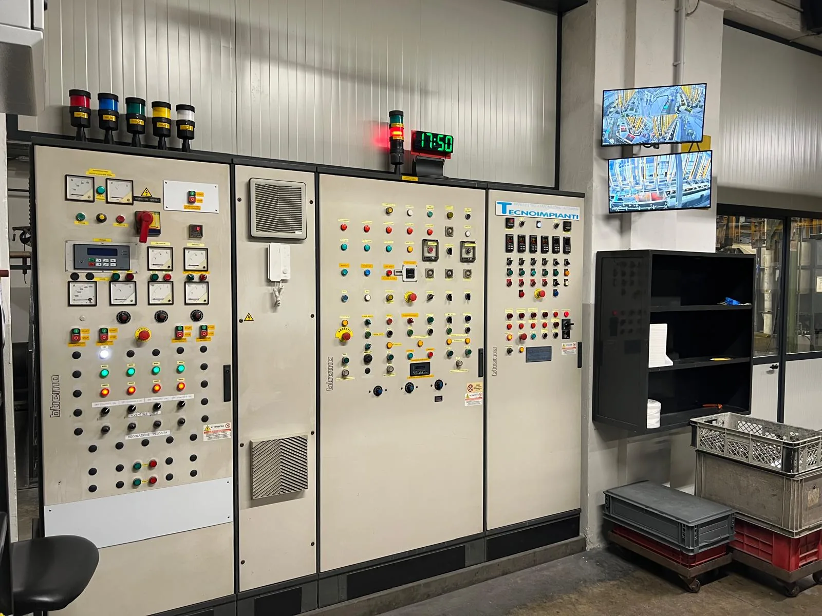 Impianto industriale Galvanik per trattamenti galvanici conto terzi